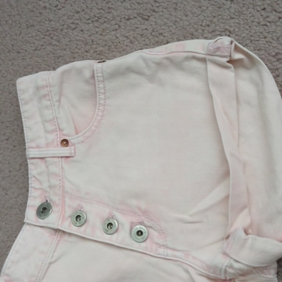 Bullhead Denim Co. High Rise Shorts - Picture 4 of 10